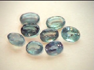 Alexandrite naturelle de Russie – ovale, sans changement de couleur