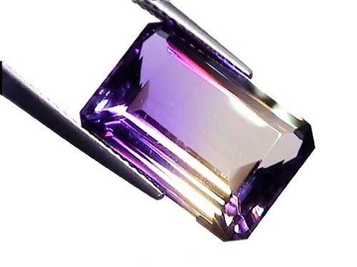 Ametrino brasiliano bianco-rosa, forma ottagonale