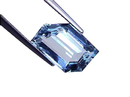 Brazilian Sky Blue Aquamarine – Fancy Freeform Cut