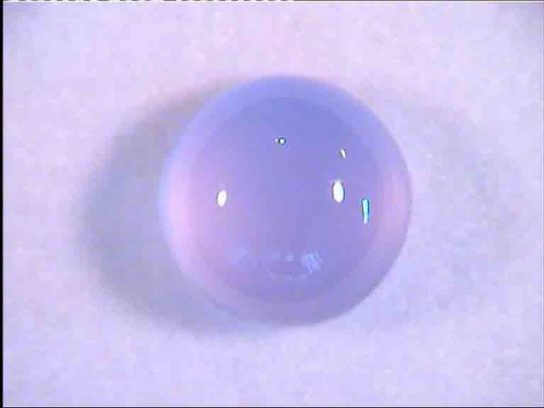 Calcedonio blu-lavanda, cabochon rotondo dalla Turchia