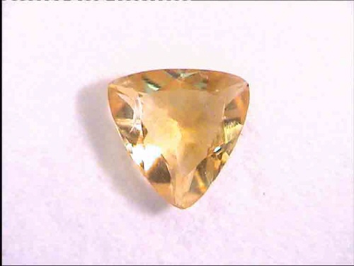 Goldgelber Citrin im Trillantschliff aus Brasilien