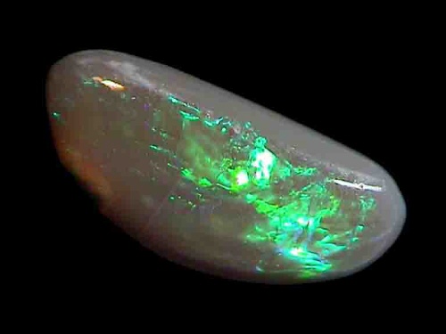 Grüner Halbschwarzer Opal aus Lightning Ridge – Freiform