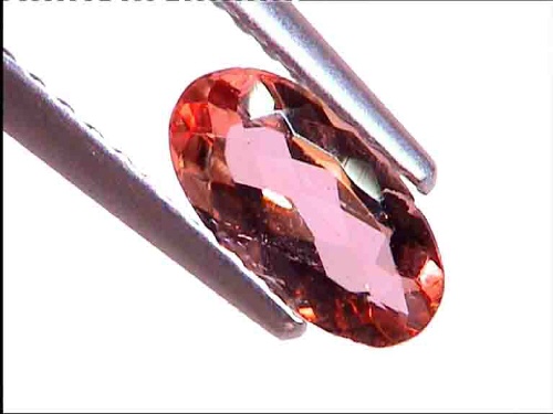Topacio imperial rojo jerez – Oval de Ouro Preto