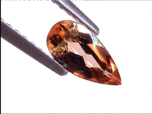 Topacio imperial rojo jerez en forma de pera de Ouro Preto