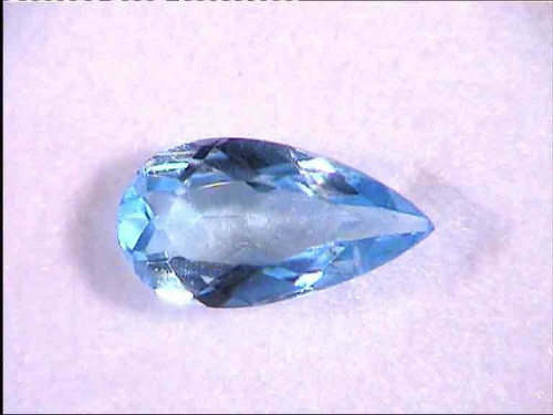Acquamarina brasiliana azzurro chiaro a goccia