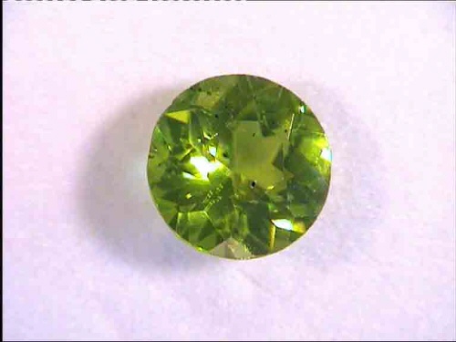 Peridoto redondo verde manzana de Pakistán