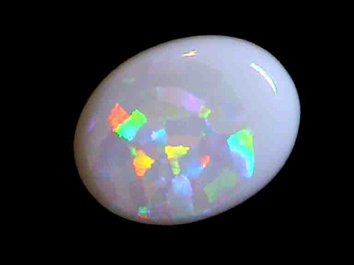 Mehrfarbiger Weißer Kristallopal aus Coober Pedy – oval
