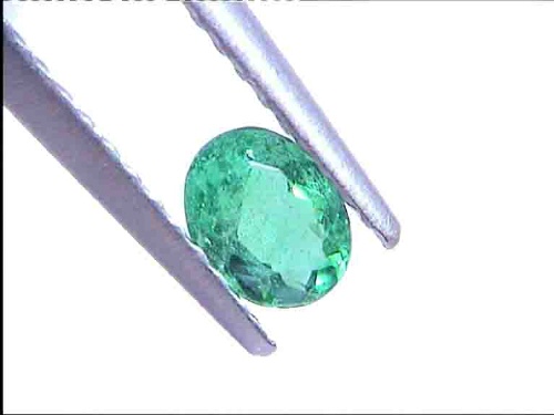 Tourmaline Paraïba ovale vert néon du Brésil