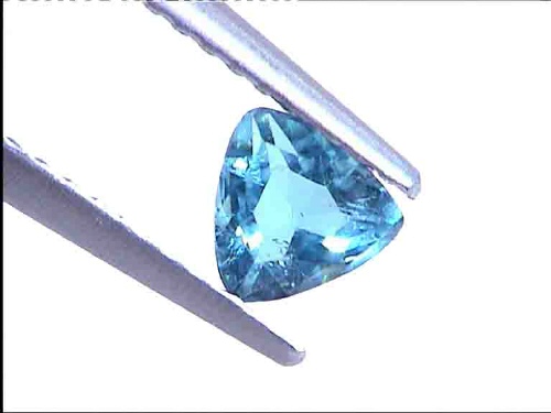 Tourmaline Paraïba ovale bleu-vert néon de São José de Batalha