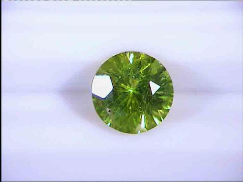 Peridoto verde manzana de Pakistán – Talla redonda cóncava
