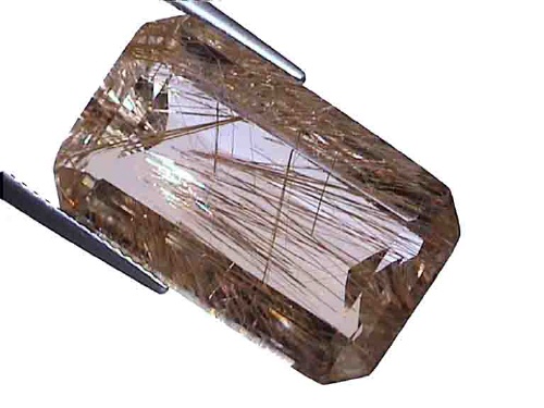 Quartz rutile blanc doré en octogone du Brésil