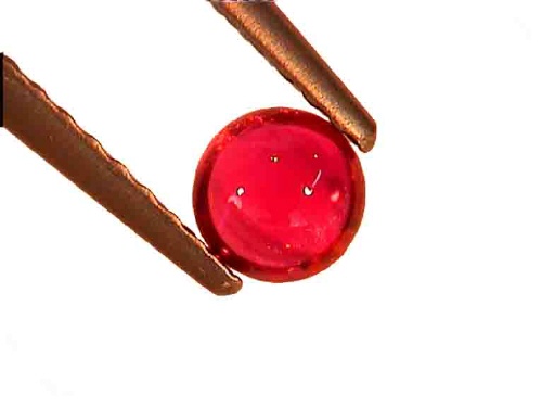 Rubis de Birmanie rouge sang de pigeon – cabochon rond