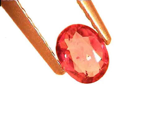 Rubis ovale de Birmanie rouge/rose