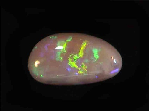 Grün-blauer Schwarzer Opal aus Lightning Ridge