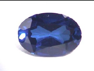Saphir synthétique ovale bleu bleuet