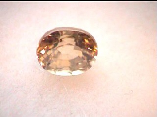 Zircon ovale vert lime d’Afrique