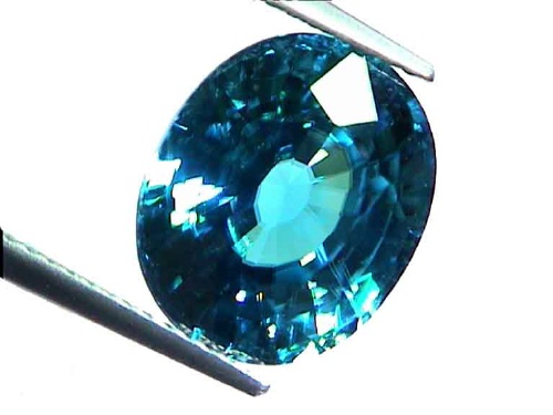 Zircon bleu-vert du Brésil de forme ovale