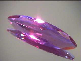 Alexandrite de Laboratoire Navette, Violet/Bleu-Vert