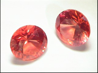 Saphir synthétique Padparadscha rond