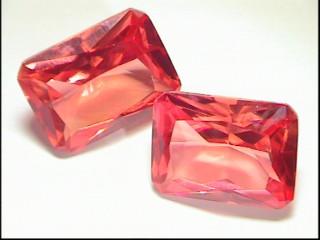 Saphir synthétique Padparadscha de forme octogonale