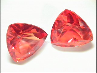 Saphir synthétique padparadscha taille trilliant