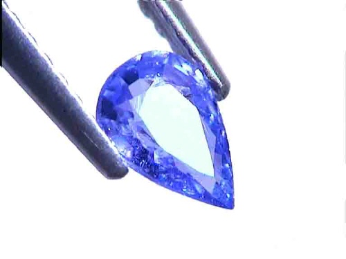 タンザニア産 青紫色のペアシェイプ タンザナイト