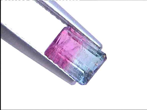 Tourmaline bicolore du Brésil, rose-blanc/bleu, octogonale