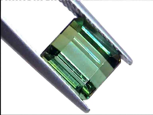 Tourmaline verte du Brésil octogonale