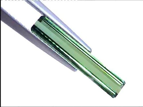 Tourmaline verte du Brésil en octogone allongé
